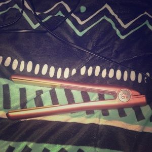 Ultra chi straightener